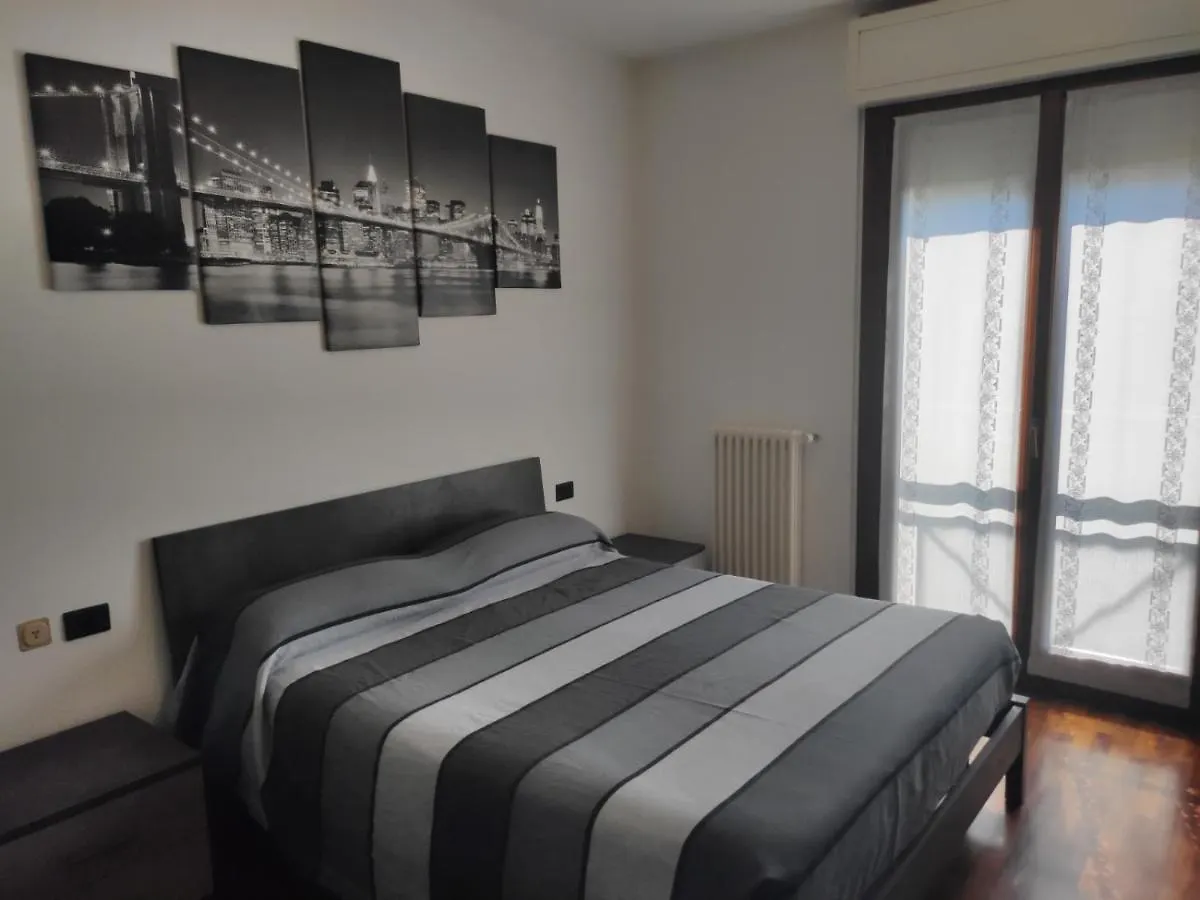 Veronica'S Home Bergamo Apartment